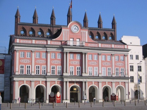 Rathaus der Hansestadt Rostock. Foto: Martin Schuster