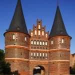 holstentor-zu-labeck-hochformat-photo-by-torsten-krager-2010