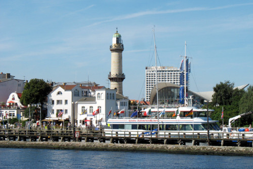 Hafenrundfahrt in Warnemünde. Foto: Martin Schuster
